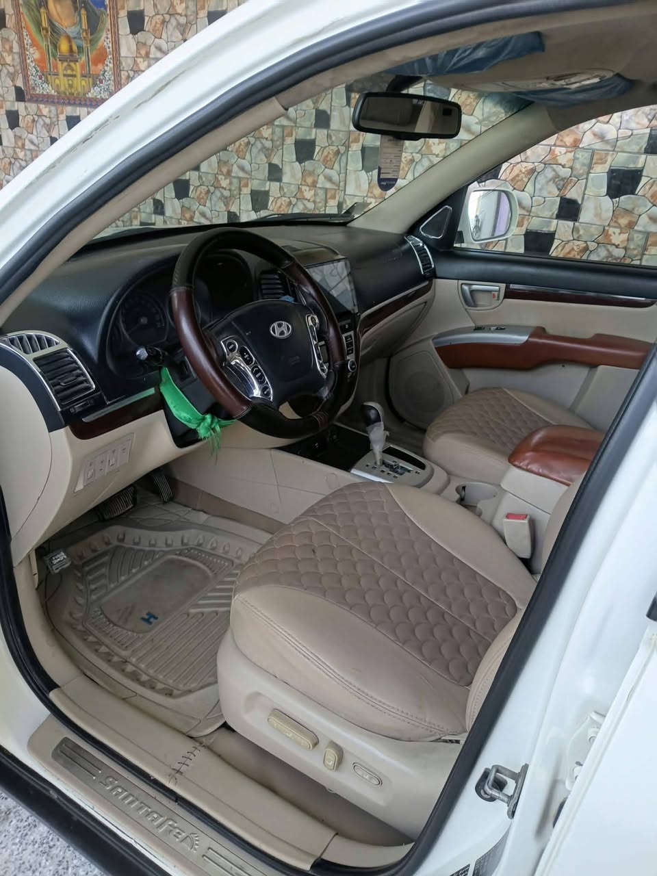 سنتافي موديل 2008 خليجي لون ابيض مكفوله كفاله عامه بارد شبر رقم بغداد السعر 120وبيه مجال الطيبين  ‏‪***********‬‏
