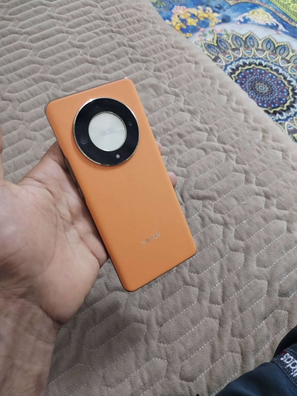 سلام عليكم هونراكس 9b فايف جي ذاكره 256 لجهاز كلش نضيف ممبدل بي شي مكاني بغداد حي اور متواجد خاص او واتساب *********** لسعر 260
