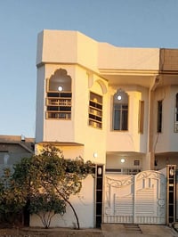 حي التجارة • ١٢٠م • كراج