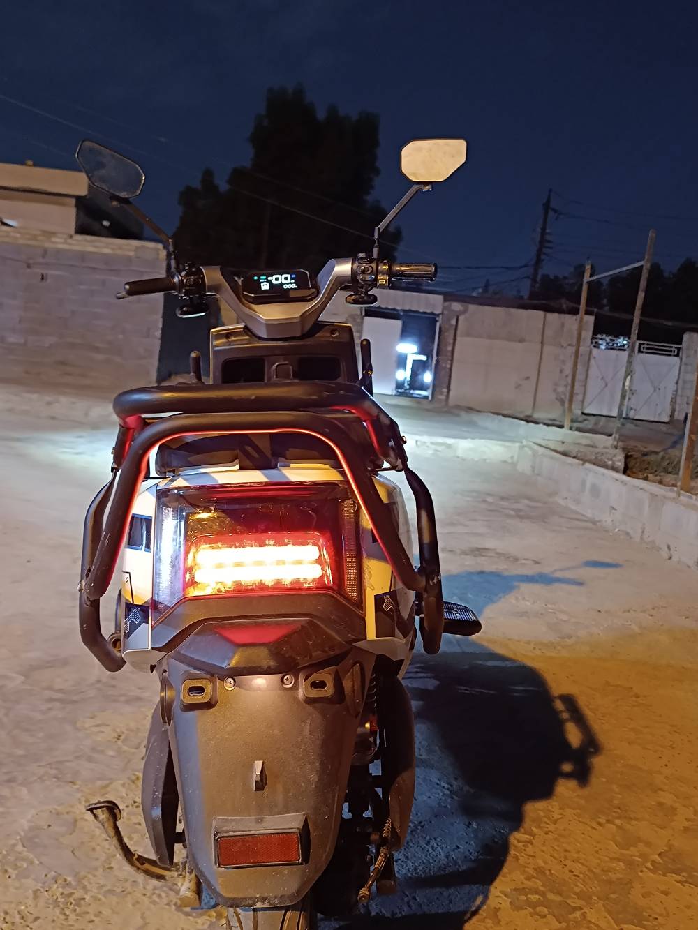دراجة شحن • ٦ بطاريات • حمولة ٦٠ كيلو