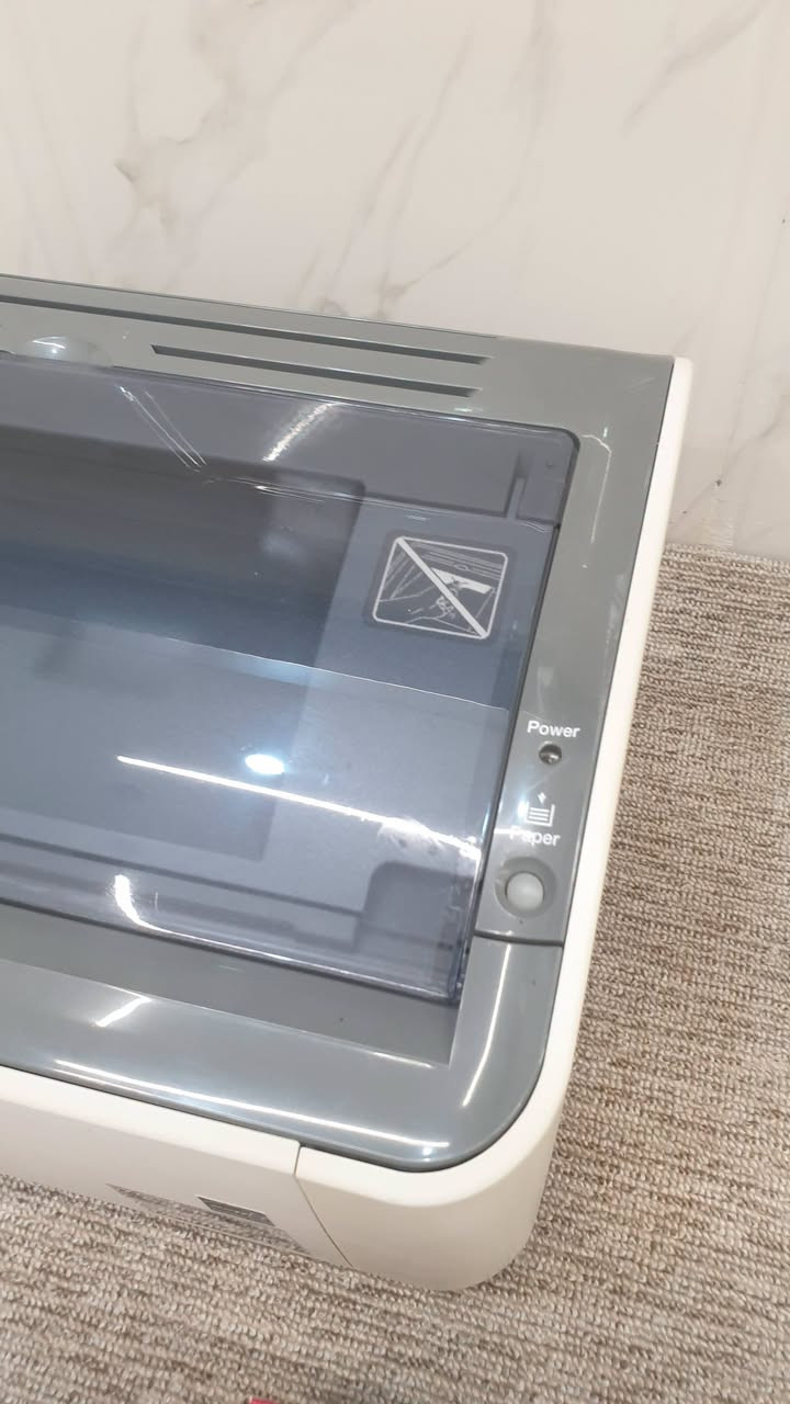 لانظافة ٩٥ بالمية نقص قبق ضهر مكان usb متبين کثیر طباعة ٩٥بالمية نظيف صور عالمنشور . كيبلات وكاتريج جديد ٨٥ نهايته ضمان أسبوع واتس ***********
