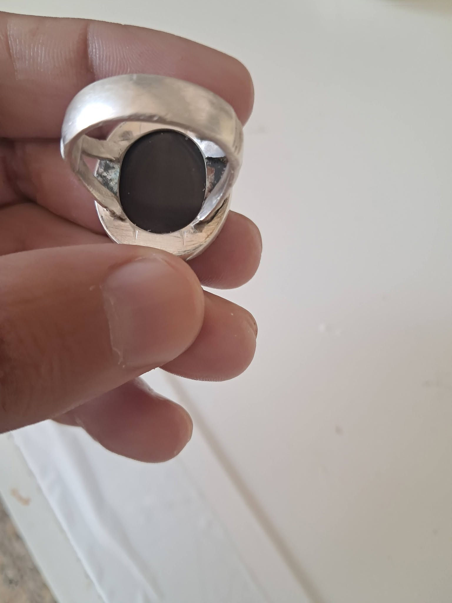 السلام عليكم
محبس عقيق يماني مخطوط صياغه يدويه ثقيله وحلوه 
***********
