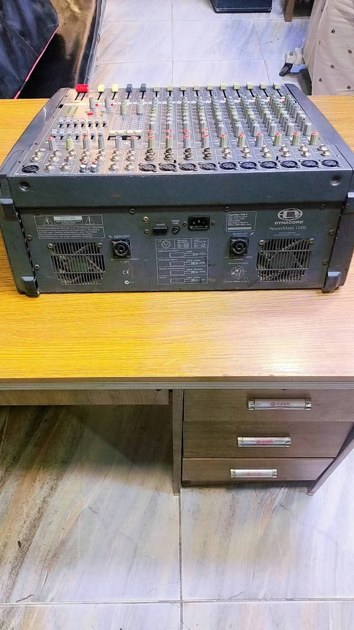 سلام عليكم مكسر داينكورت1000 جيل الثاني للبيع سعره 400الف دينار عراقي للتواصل على رقم *********** اوالاتصال وات ساب اومازجر. مكاني بغداد
