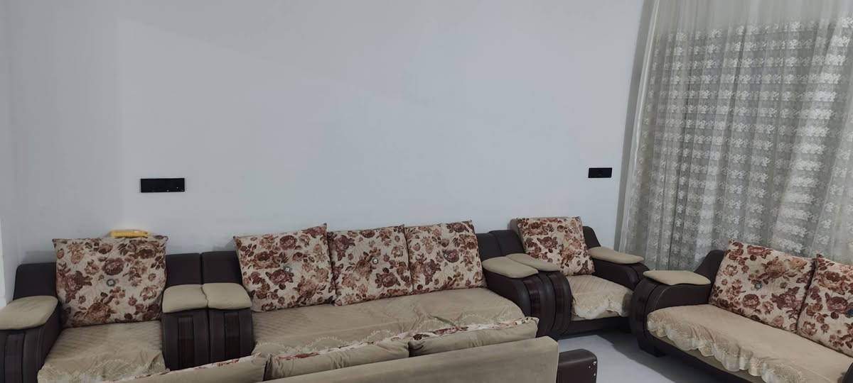 قنفه مستعملة، بس نظافة وترتيب كلش حلو وراقي ✨
والسعر مناسب إن شاء الله 🌹
اللي يريد الزين والسعر الطيب، حياه الله 🤍***********
