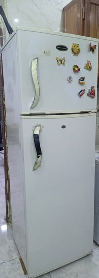 ثلاجه وغساله للبيع مستعمل نضيف امانت الله تواصل رقم واتساب 07732542675