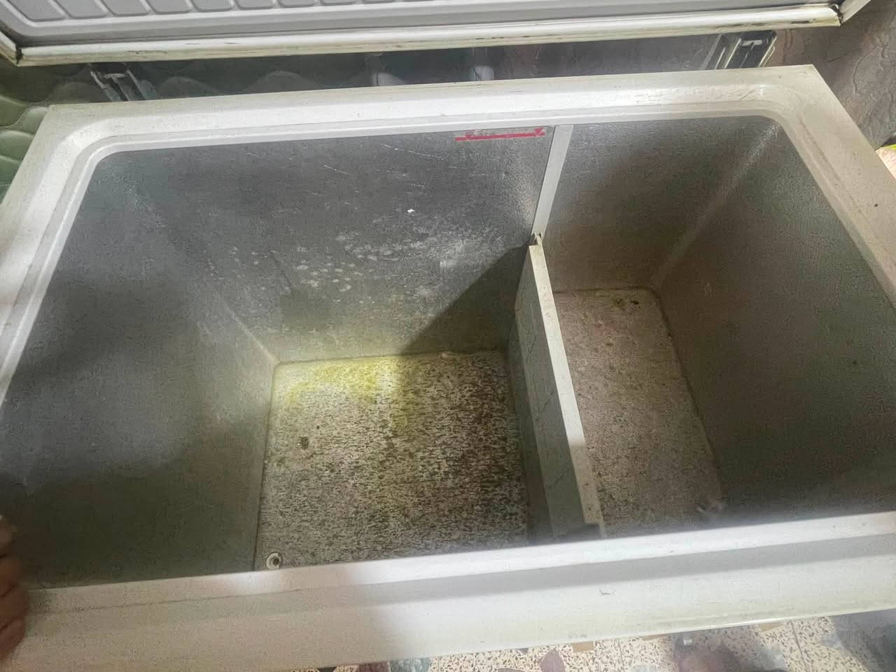 مجمدة للبيع بيه ليك بس تصلح بس اني ابيعلك ماطور شغال وكشر نضيف لي يريده راح اخلي رقمي او يراسلني خاص ***********
