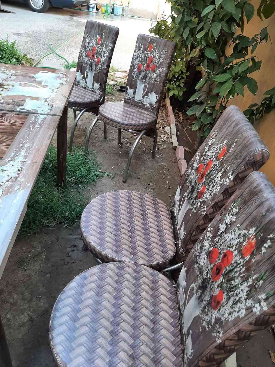 ميز مع ٦ كراسي نضيف بسعر مناسب ٦٠ الف فقط .
موصل ايسر
***********
