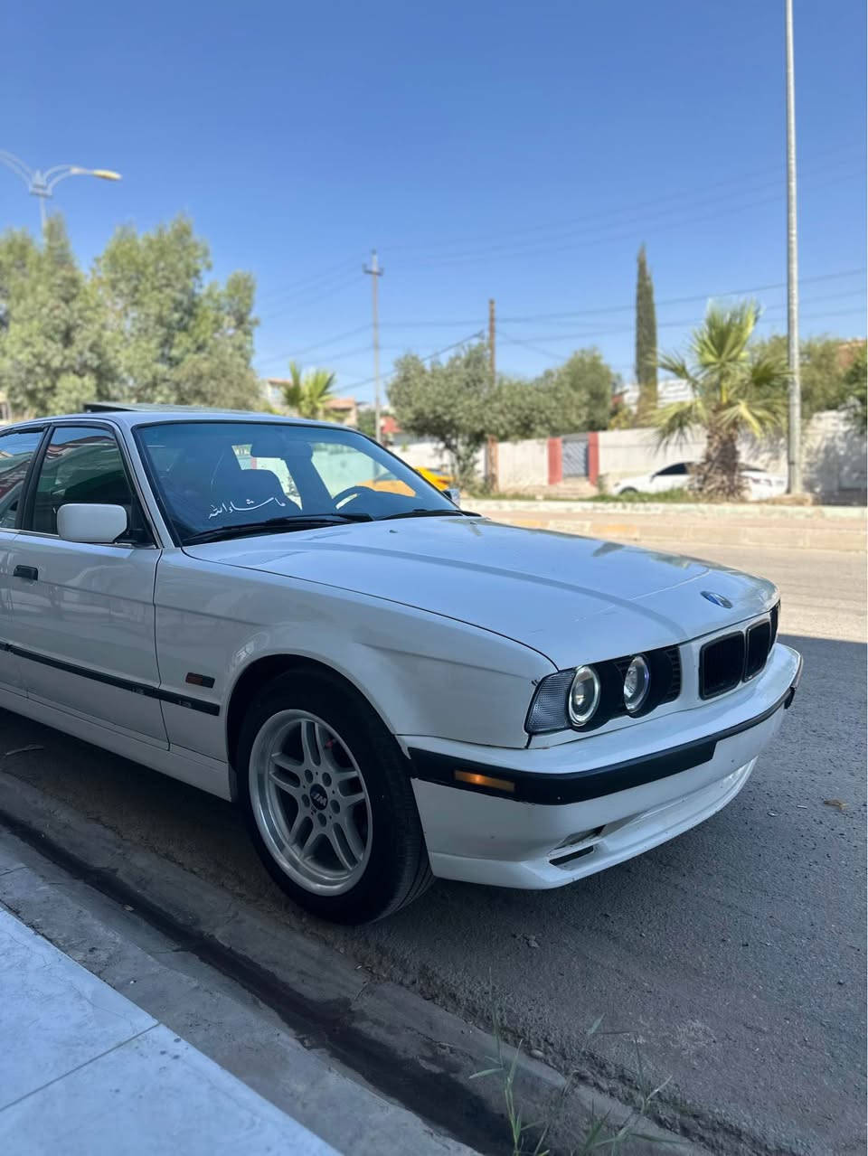 Bmw 525i 1991
ماشاءالله لە ماڵی هەمووان تاقانە و لۆک
مۆدیل ١٩٩١ بیلاد ٥٢٥ گێر عادی
هەموو گیانی کراوەتە ١٩٩٥. سلاید جام کارەبا سوکان ڤۆلیۆم ناو فۆرمیکا دەبل ایرباگ شاشە ایپاد و کامیرا پێش پان… فول فوله
رەقەم هەولیر سەنەوی بەسەر چوە وەکالەی بە ناو خۆمەوەیە
حیزام بۆیاخە بێ لیدان و معجون وەک شەریکە ماوە
ئێستا تایە و ویل حەسیر لۆکم بۆ بەستوە
سعري ٥٣ و مجال (٥ وەرەقە غرامەی تیایە ایدەمەوە)
كركوك *********** كركوك, العراق
