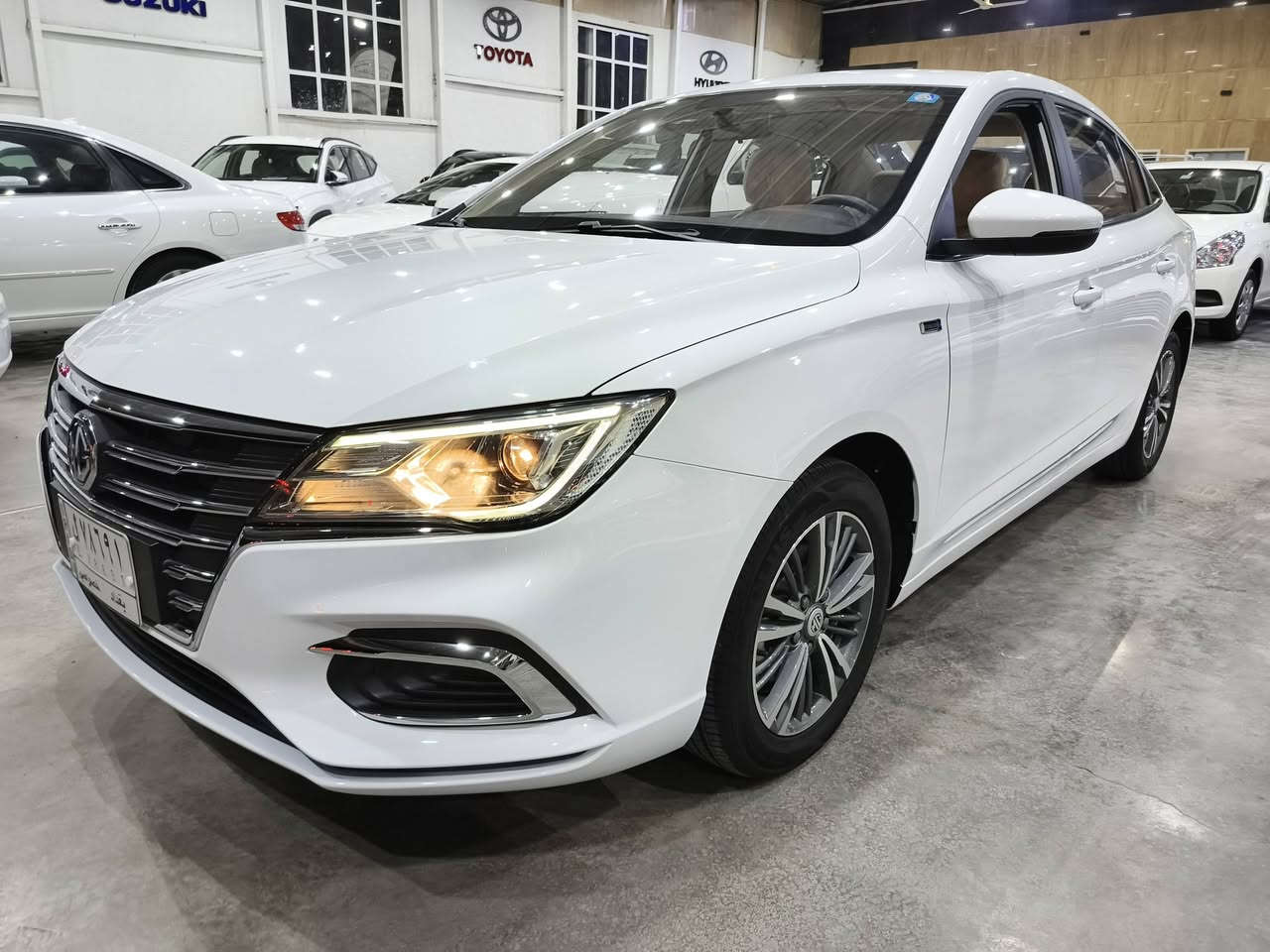 MG 5 2024💥💥💥
أم جي 5 2024 💥💥💥
🟢 عداد : 3,000 km فقط
🟢 كفالة عامة 
🟢 بصمة
🟢 شاشة + كامرة + حساس خلفي 
✅ مرقم بغداد 
للاستفسار اتصل على الارقام التالية ( بيع - شراء - مراوس ) 
عبدالله الجبوري :
☎️***********
☎️***********
سرمد المسلماوي :
☎️‏‪***********‬‏
📍العنوان : بغداد/ معارض البياع - معرض الاسطورة - الشارع الثاني - اول معرض الركن
