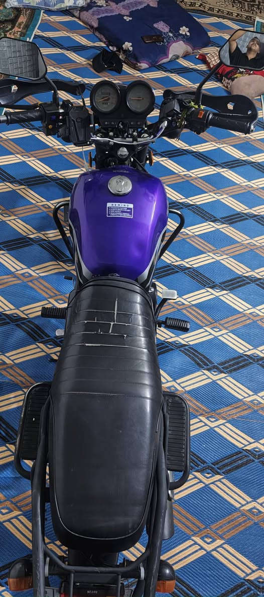 السلام عليكم
@الكل دراجه دايون موديل 23 سعر مليونين و نص بيه مجال رقم بغداد دراجه مقفوله من فتح محرك كير ، لون بنفسجي عنوان بغداد الغزالية رقم واتساب بيـ ***********
