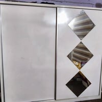 كنتور مستعمل للبيع الارتفاع: 210 سم العرض: 224 سم العمق: 60 سم السعر: ...