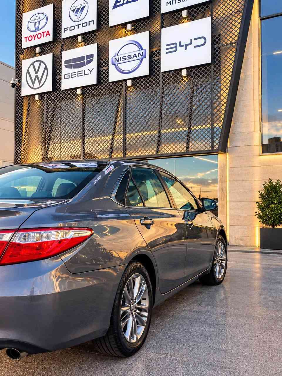 toyota camry 2016 SE 
جملخ و بونیت بویاخە ئیرباگ تەقیە بیلاد دانرایە 
سەقفی کلیرە بئ معجون 
١٨٦.٠٠٠ کم رویشتیە 
سەیارە بئ مەسروفە زور پاک و خاوئن ماوە گیر مکینە بە شەرت سەرە شاسی هەیە  سەیارە بئ کئشەیە نەفسی روژ وەکالە دەکا 
*********** أربيل, العراق

نص مكتوب في الصور:
- 2:38 LTE bid.cars 1 / 10
- 2:39 LTE bid.cars 6 / 10 Sales History Similar archival offers You are watching archived offer. Auction ended on Tuesday, January 31, 2023