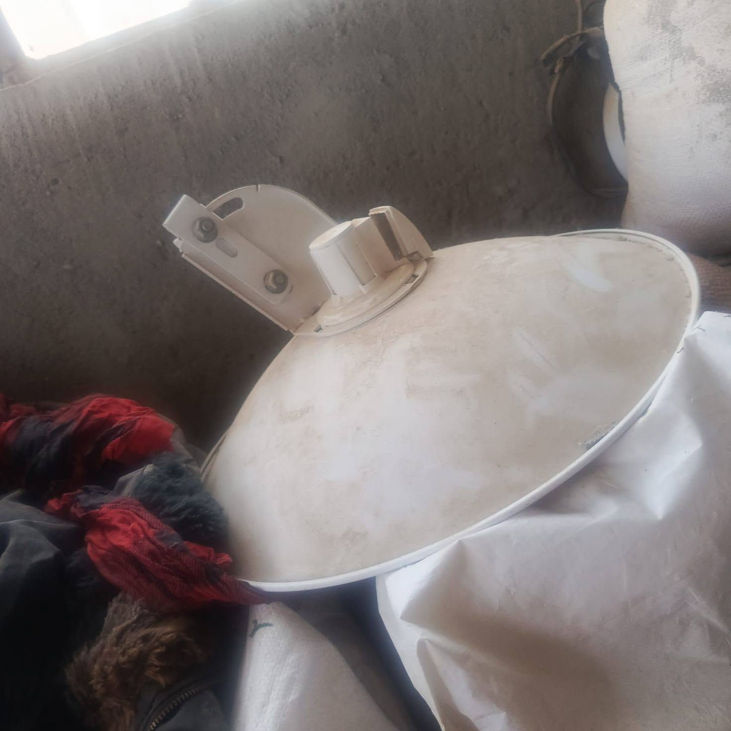 من رخت الادمن جام خانه مع صحن للبيع للاستفسار اتصل وتدلل
 ‏‪***********‬‏
