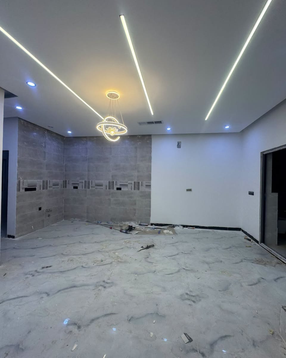 طريق بغداد • ١٠٠م • ٣ غرف