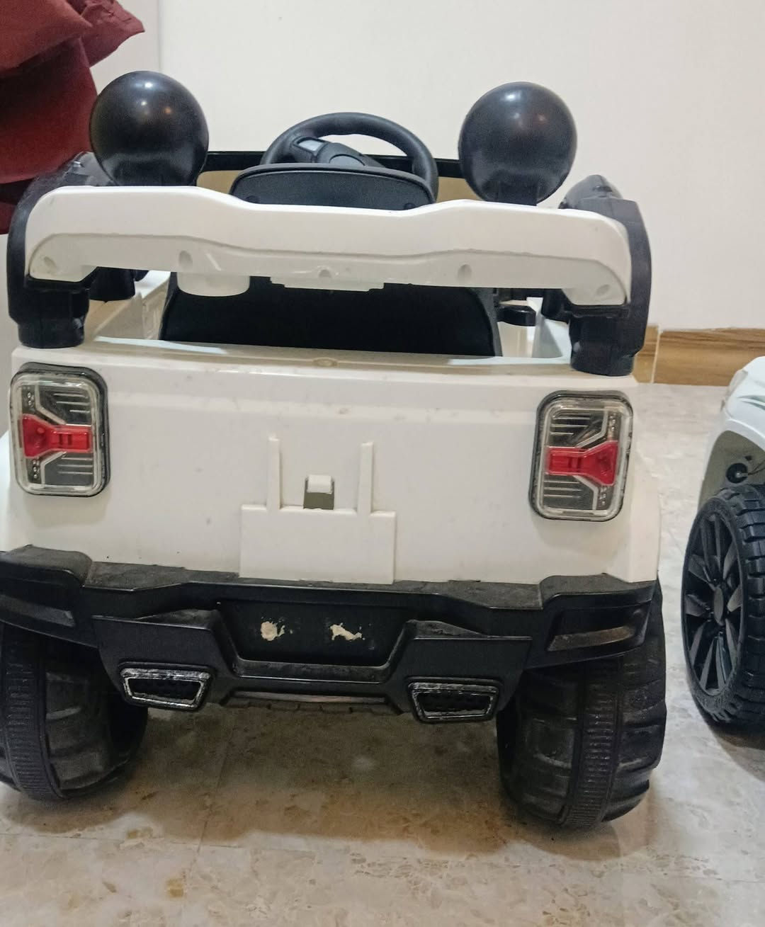سەیارەی شەحنی مناڵان بۆ فرۆشتن   وایەری شەحنی لەگەڵ نیە  نرخی کۆتای 30هەزار  سلێمانی ***********
