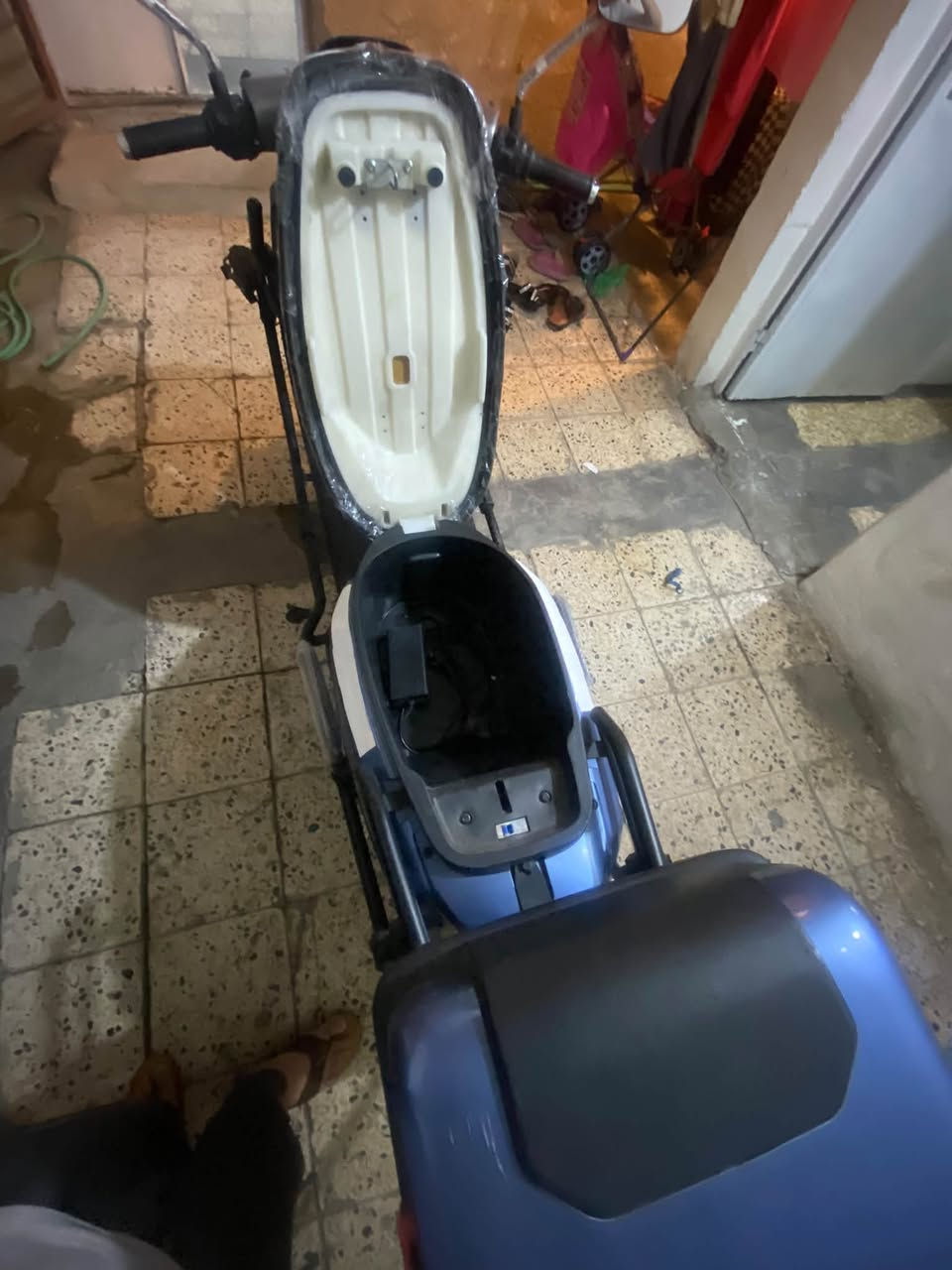 من رخصت الادمن
السلام عليكم دراجه شحن للبيع دراجه جديده ما متعوبه حتى مثبت سرعه بيه بك ٣نمر

سعره /٧٥٠بيها مجال بصيط الله شاهد مأخذه مليون ٣٠٠

هسه مستعجل وريد ابيعها رقمي /***********
