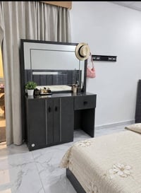 غرفة نوم • نظيفة • مع دوشك
