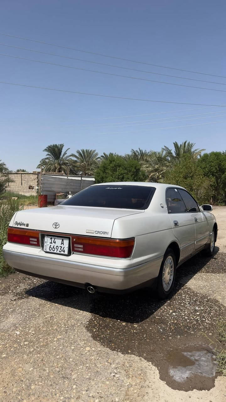 بطه فصل لؤلؤي مديل 1994 رقم بصره الجديد سنويه جديده 2030 كفاله السياره ضربه وگص ونقل چثه والصبغ العام محرك 2500 محرك وكير كفاله حداده جديده تخم تاير السياره جاهزه ما ناقصها شي السعر 68 وبيه مجال الاتصال *********** المكان البصره قضاء المدينه
