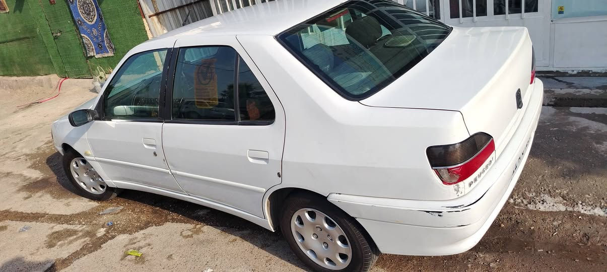 بيجو 306
‏موديل 2003
‏محرك.  كير   تبريد ثلج. 🥶. 
‏صدر امامي خلفي جديد    
‏تخم تاير جديد
‏ باتري جديد
منظومة بانزين كاملة
‏جديدة السيارة متعوب علية كلش بدون اي نقص بيهه تبديل بنيد وجاملغ مطخوخه بباب الحوش بدون دواخل السيارة حره مامطلوبة  لايوجد بيها خياس  بأسمي رقم بغداد دولي التحويل ثاني يوم  مكان السيارة بغداد الشعلة السعر 45  وبية مجال بسيط حك الجية  هاتف *********** بي وتساب
‏
