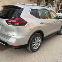 نيسان روج 2019 sv   وارد امريكي لون رصاصي ناقل حركه كهربائي  رادار اما...