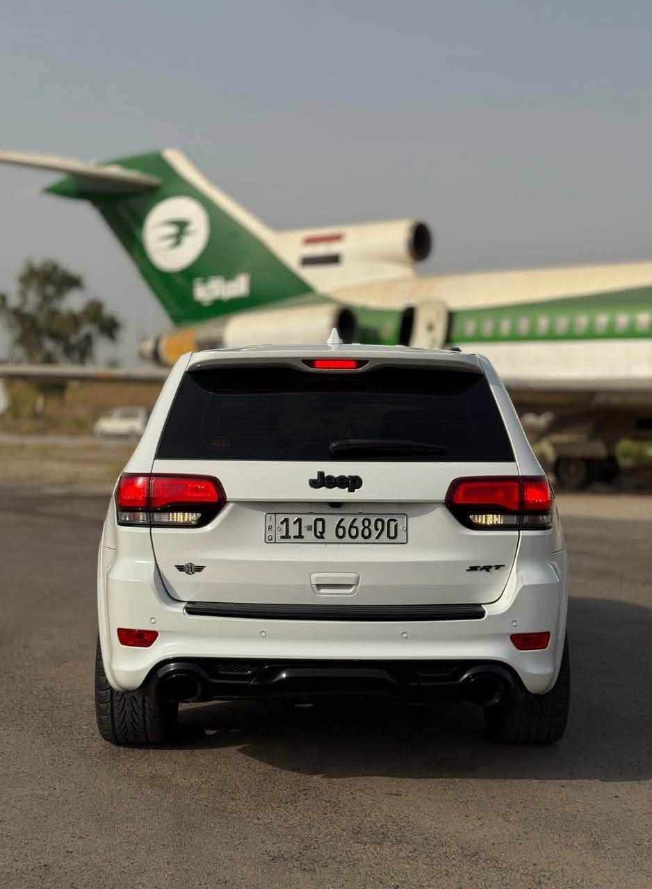 🔥 Jeep Grand Cherokee SRT 2019
ارخص جيب بالعراق🔴
• خليجي – وكالة هارلم
• HEMI V8 6.4L
• 465 حصان
• قير 8 سرعات
• دفع رباعي AWD
• Brembo
• جنوط SRT 20 إنش
• داخلية جلد SRT
• شاشة 8.4 إنش
• كاميرا خلفية
• فتحة بانوراما
 السعر 325 ورقة وبيها مجال
مغلفة ppf

***********

💎 SRT — قوة وفخامة وأداء
