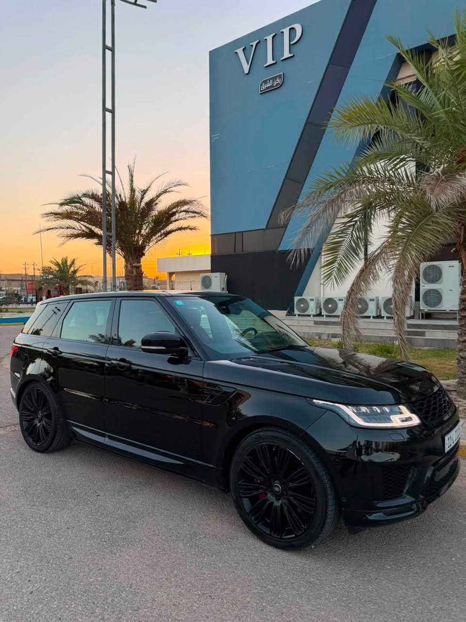رانج روفر موديل 2019
مغلف ppf بلكامل V8 Supercharged

الموديل ـ 2019
رقم بغداد شبه مميز 

داخل مميز ايضا لون احمر

وكالة المانيا كفالة عامة 
وكالة القلم 
بصمة عدد 2 
قمارة شامواه
دوسات شفط 
ابواب شفط 
كامرات 
رادار  
فول مواصفات
كفاله عامه 
السعر 41.000$
مكاني بغداد المنصور 
***********
