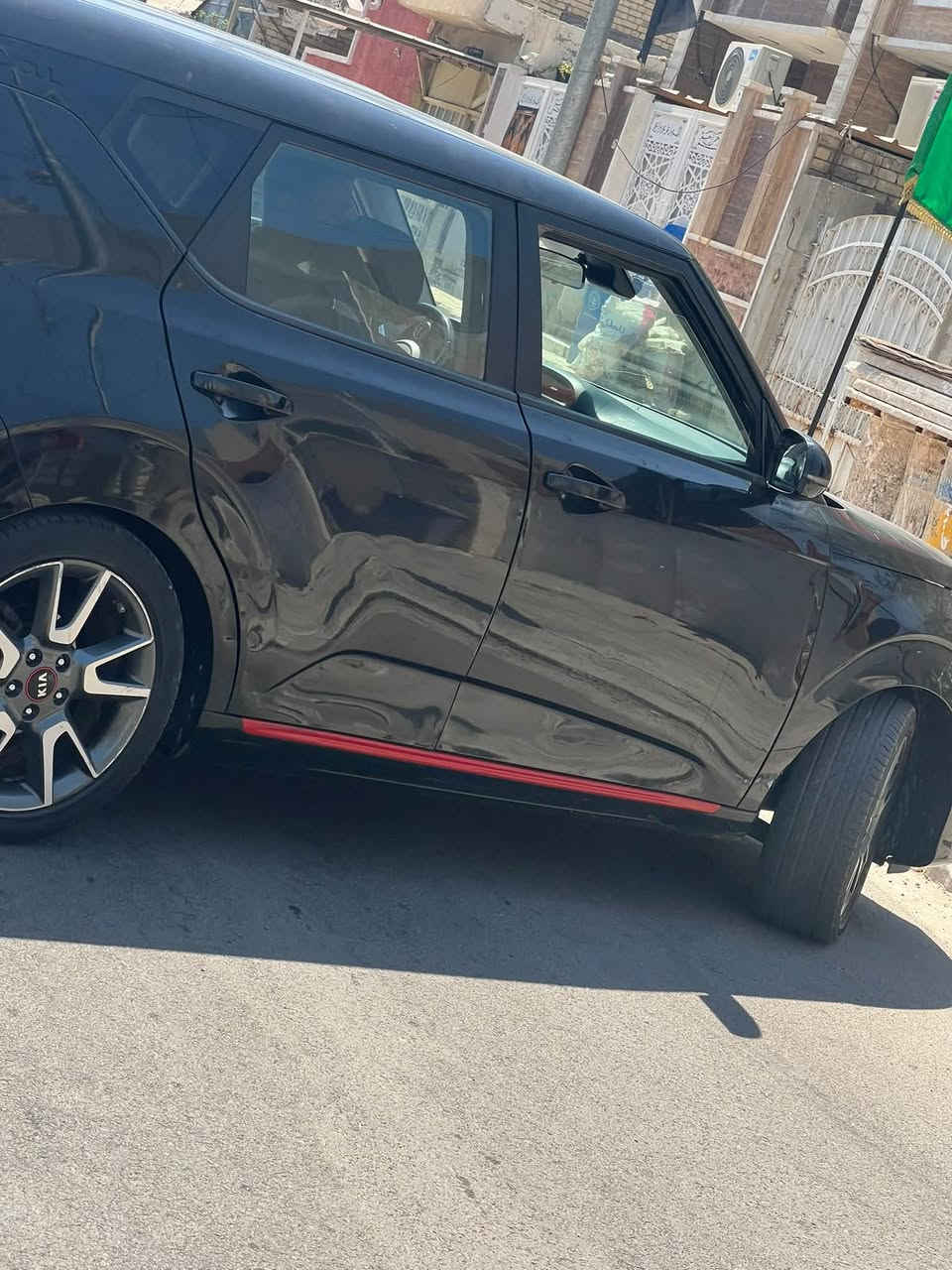 كيا صول موديل 20 فول موصفات جي تي محرك 200 حادثه جاملغ خلفي مصبوقه صفحه للجماليه مكانه بغداد رقم شمالي سعر 120 للستفسار اكثر ***********

