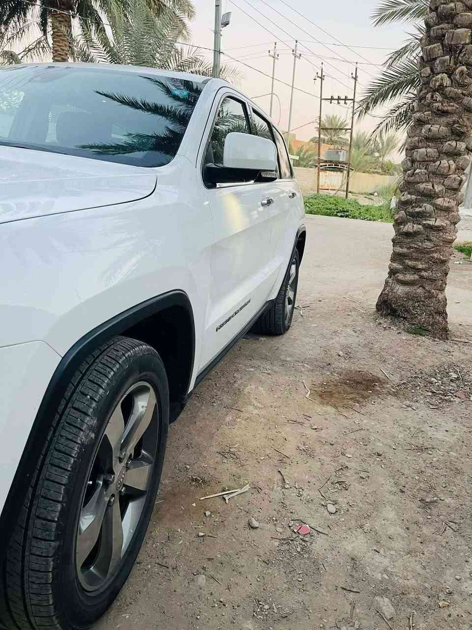 السلام عليكم شباب
للبيع جيب لاريدو  ٢٠١٦   3 شاشات خليجي  
ماشيه  ٢٠٨ الف شرط الفحص والجهاز والسونار 
رقم بغداد جديد هزة جديدة سنوية جديدة بسمي شخصيآ  تحويل مباشر 
داخل بيجي
حجم المحرك: 3600
فور ويل 4/4 ماوس 
دبل سلايت بانوراما 
تشغيل عن بعد 
شاشات 3 
شفتات ستيرن 
جنطه كهربائي شفط 
دبل كزوز خلفي 
حساسات اماميه + خلفية 
بصمه تشغيل بصمه ابواب
قطعتين تبريد ثلج 
كشن خزن ميموري 3 وضعيات
 مقاعد جلد اصليه بيجي كهرباء (تدفئة+تبريد)    
 كامرة خلفية   
  باتري جديد تخم تايرات جديد 
للاستفسار اتصل ***********
