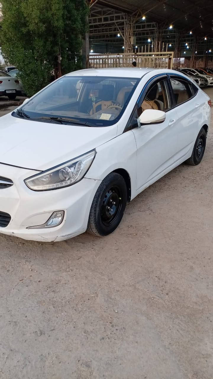 اكسنت ٢٠١٤ • محرك ١٤٠٠ • رشات صبغ