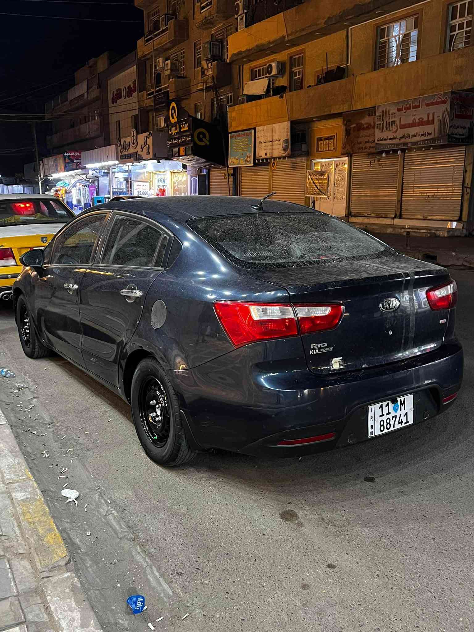 سلام عليكم كيا ريو مديل13
حادث السياره _جاملغ وشبر من البنيد بدون ايرباك 
السياره حلوه مال جني كفاله تخم تاير جديد 
صدر امامي خلفي جديد محرك GDi مكفول كير ومكينه 
السياره باسمي تحويل ثاني يوم 
السعر 77وبيها مجال 
عنوان بغداد /المشتل شارع المطبك 
للاستفسار ***********

نص مكتوب في الصور:
- *********** _1ius ***********