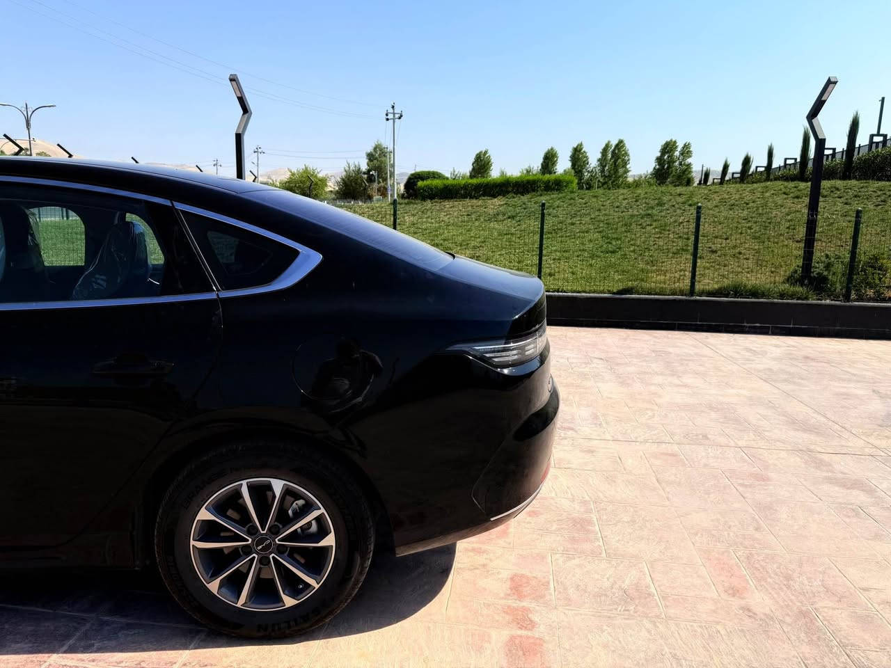 BYD DESTROYER 05
بیوایدی دیسترۆیەر ٢٠٢٥ پڵەگین هایبرێد

ماوەی ڕۆشتن: 21 هەزار 

سەیارەکە  دەعامی بۆ دەعامی بە شەرت، هیچی نییە،  
شاشە تەقڵە
ویل کەپ بیلادی
ناو سپی بیلادی
تەحدید سورعە
سێ مۆدی لێخووڕین (ECO, SPORT, NORMAL
یەدە بەسمە
دەبڵ شاشەی گەورە
تەحەکووماتی سەر سووکانی کامل
زۆر مواسەفاتی تر……

کامل سێرڤس کراوە
ڕۆنی تازە گۆڕاوە
چوار تایەی تازەی لە ژێرە بیلادی
نرخی:١٣٧$ قفل
بۆ پەیوەندی کردن:

WhatsApp number 
(***********) حلبجة, السليمانية
