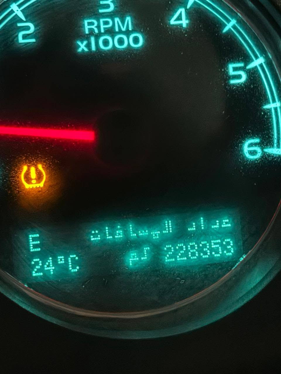 السلام عليكم بيع او مراوس حسب القناعه  تاهو 2013 خليجي رقم بصره بأسمي كفاله عامه سنويه لل2030    ***********
