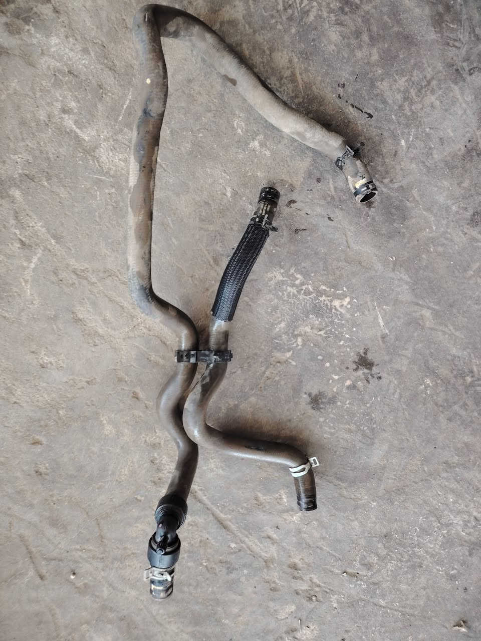 غراض رينو سمبل حاويه
عنوان حله حي الصناعي قريب على بوابت حله ديوانيه
***********

