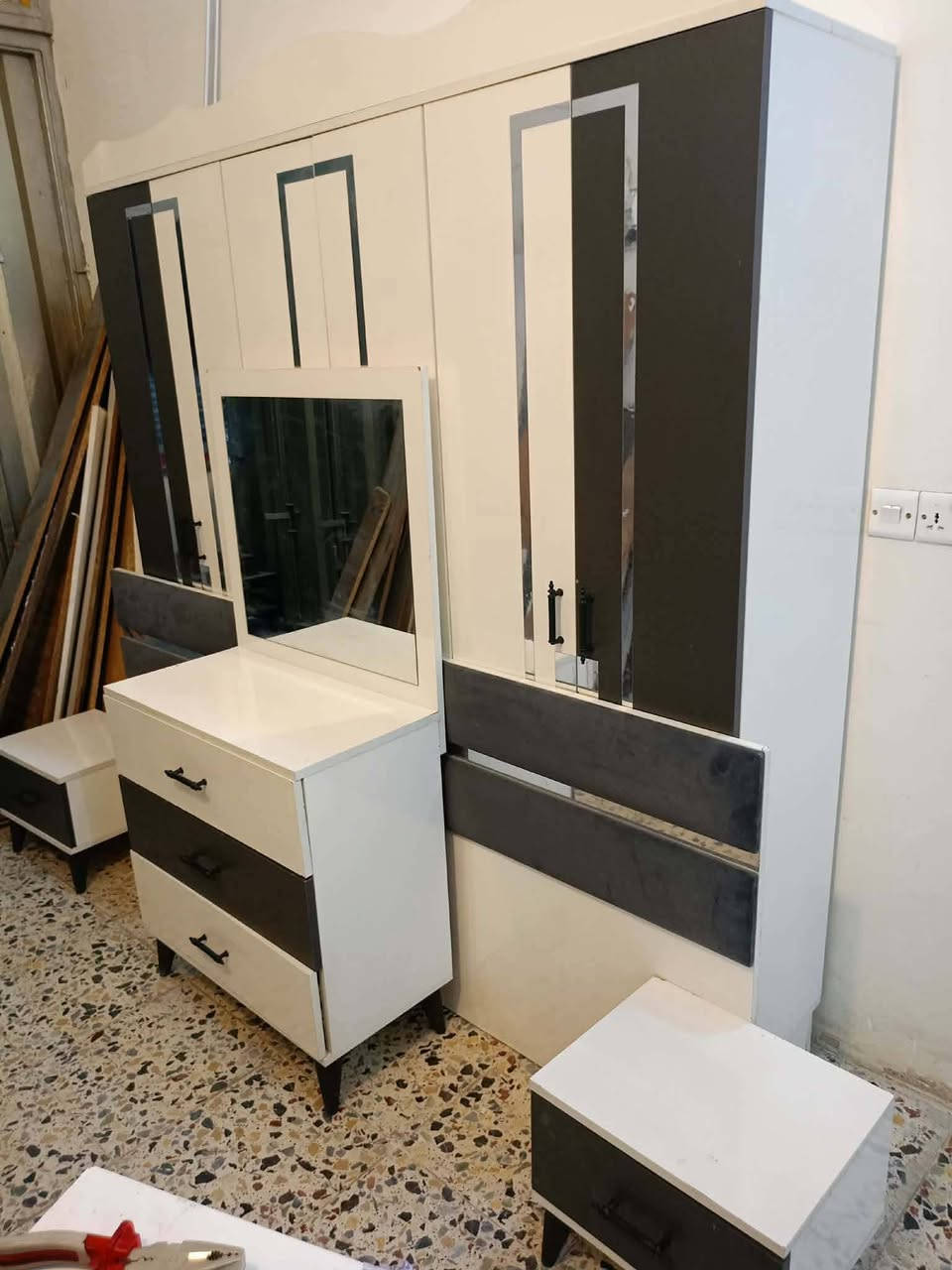 غرفه تركيه مستخدمه 
نضافة 90 بالميه 😍
عدد القطع /5 
نقل 🛻 وشد 🪛 داخل بغداد مجاني
متوفر توصيل محافظات 🛻
***********
