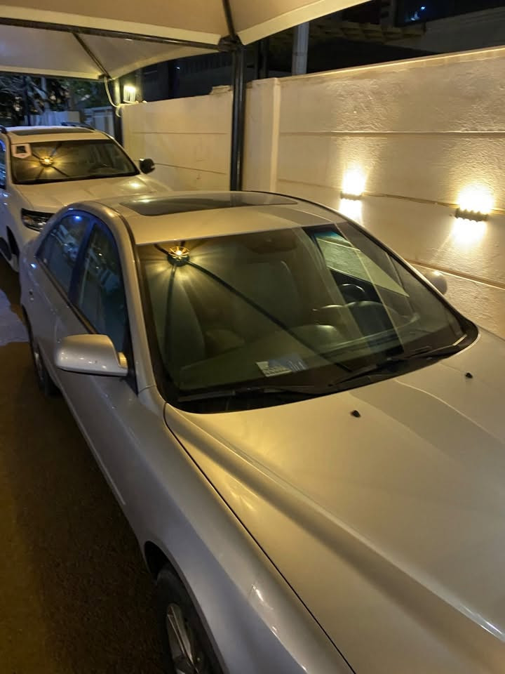 سوناتا 2008
مكينة ستة سلندر. 3.3L V6
لون رصاصي فاتح

وارد امريكي بدون ضربة
ماشية 220 الف كيلومتر

بدون صبغ فقط بارد وتكحيل

تم تبديل كصة كاملة بعد 120 الف كيلو
السيارة جدا معتنين بيها ونظيفة

السعر 110 ورقة وبيها مجال بسيط
تواصل واتس اب 
***********
