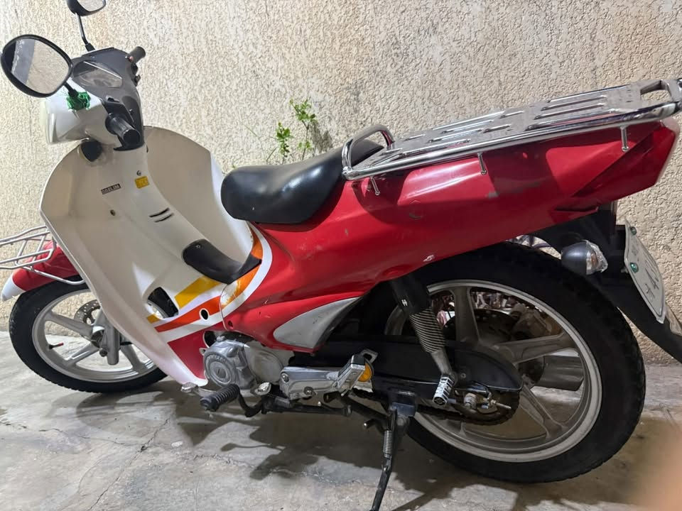 ماطور سرفيس لبيع
دبل دسك 
مابي اي نقص 
لاستفسار الاتصال على رقم 
***********
