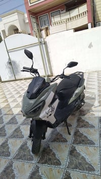 مكمرك • نضيف • محرك ما مفتوح