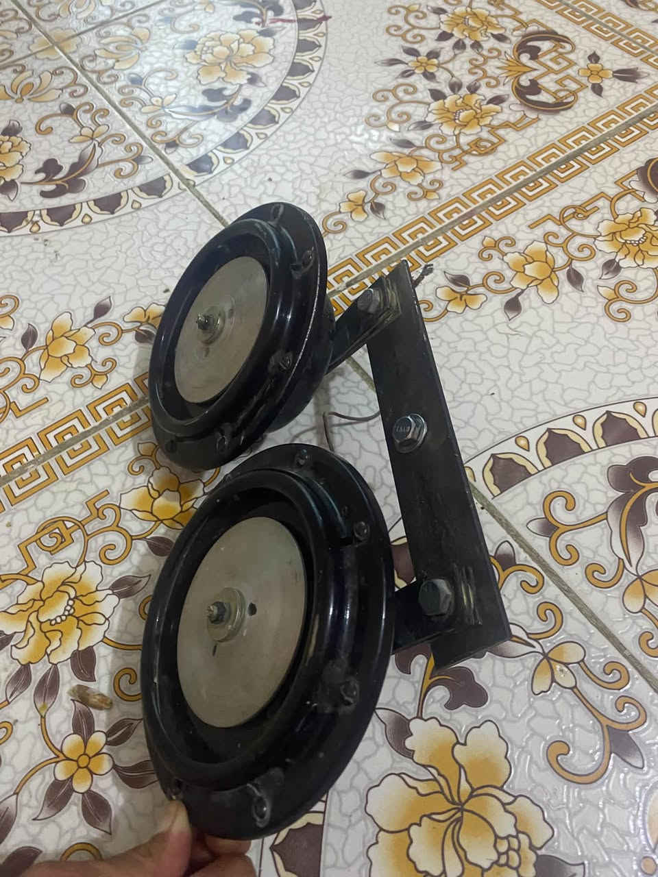 للبيع اصلي بوش شرط الفحص
***********
