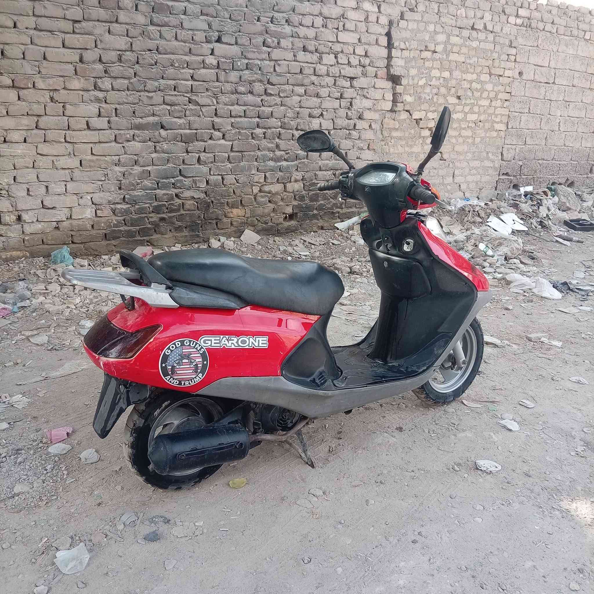 سلام عليكم دراجة سبيسي ياباني للبيع سعرها ٤٥٠ وبيها مجال حك جية مكاني ديالى بعقوبة شراي يتصل على رقم ويدلل *********** دراجة اي نقص مابيها كهربائيات كاملة كلها شغالة نكرة سلف هندر شغال  بيها ملاحظات بل كفر فقط شراي يتصل ويدلل بخدمتة
