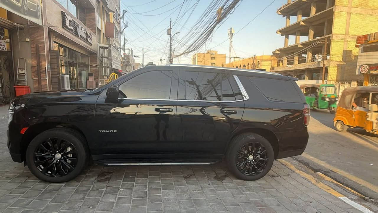 السلام عليكم
🔥تاهو Ls 
🔥السياره خليجي وكالة المنصور
▪️موديل 2023 هزة سنوية جديد 2026 بيها كتاب تضليل جديد
▪️الفئهLs 
‏▪️العداد ماشيه84
▪️ابرز الموصفا
🔺بجم بريمر
🔺بصمه اربع ابواب
🔺رادار امامي
🔺حساس امامي خلفي
🔺تحديد مسار+ نقطه عمياء
🔺علامه ضوء القمر
🔺الضرر بيه حادث باب مصبوغه بمكانه وشويه من الجاملغ
🔺مثل ما موضح بل سونار جديد 
📍مكان السياره بغداد
السعر420 ورقه وبيها مجال بسيط للشراي
للأستفسار  ***********@
