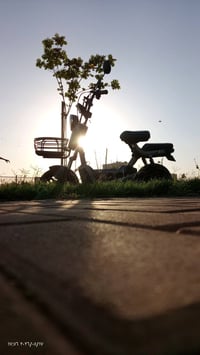 دراجه شحن جديده ممشى قليل جدا بطاريات جديده