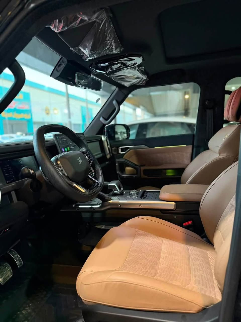 🚘 نوع السيـارة وموديلها: جيتور T2 موديل 2026 لگجري
🛠 حالة السيارة: مستعملة بحالة الوكالة (الممشى3000 فقط).  
💰مرقم بغداد 💰
📋 المواصفات المتميزة للسيارة:
🔹 محرك قوي تيربو 2000 CC
🔹 كير اوتوماتيك (ناقل حركة أوتوماتيكي متطور)
🔹 شاشة لمس عملاقة، كاميرات 360 درجة، حساسات أمامية وخلفية
🔹 بصمة تشغيل، فتحة سقف
🔹 مقاعد جلدية فاخرة لون تان (Tan) بتصميم رياضي
🔹 إضاءة محيطية (Ambient Lighting) متغيرة الألوان داخلية وخارجية
🔹 نظام إدارة تضاريس متطور (Terrain Management System) مع عدة وضعيات قيادة
🔹 تصميم خارجي SUV قوي ومميز بلمسات سوداء وعوارض سقف
🔹 لوحة قيادة رقمية حديثة مع شاشات عرض متعددة
🔥 (عـرض مميـز جــداً!) 🔥
بااسمي السياره وسنويه وهزه 
لحد ٢٠٣٠
بصمتين +مفاتيح ابواب 
مع العده كامله
السعر ٤٣ مليون💵 وبيهه مجال.
للأستفسار الاتصال على الأرقام التالية:
***********
***********
