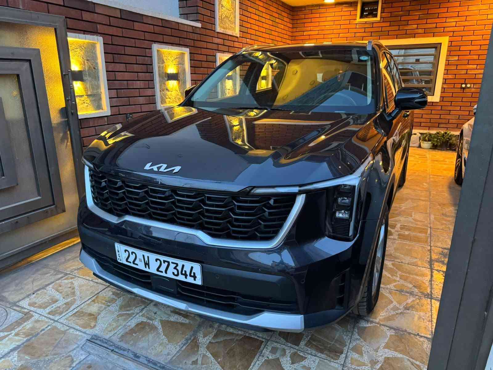 🔥 كيا سورنتو 2025 | Kia Sorento 4X | وارد أمريكي 🇺🇸

💰 السعر: 249 ورقة
📍 العنوان: بغداد – الدورة – شارع أبو طيارة
📞 للاستفسار: ***********

🚘 أنظف سيارة كيا سورنتو وارد أمريكي بالسوق!

إذا تبحث عن النظافة الحقيقية والمواصفات المميزة، هاي السورنتو تجمعلك كلشي تتمناه بسيارة عائلية حديثة.

✨ نظافتها نفس الزيرو، وحالة استثنائية تستحق المشاهدة!

المواصفات والتفاصيل:

▪️ الموديل: 2025
▪️ وارد أمريكي 🇺🇸
▪️ الفئة: 4X
▪️ دفع رباعي (4WD – Four Wheel Drive)
▪️ محرك 2500 سي سي
▪️ عداد المسافة 16 ألف ميل فقط
▪️ 7 راكب، مناسبة للعائلة
▪️ مكفولة كفالة عامة
▪️ تعديل PDR بمكان واحد فقط
▪️ تشغيل عن بُعد (Remote Start)
▪️ بصمة تشغيل ودخول ذكي
▪️ رادارات 360 درجة
▪️ كاميرا خلفية
▪️ إنارة LED أمامية وخلفية
▪️ مقاعد كهربائية
▪️ مقاعد أمامية مدفأة (Heated Seats)
▪️ شاشة إلكترونية متصلة وعصرية
▪️ أنماط قيادة متعددة (Drive Modes)
▪️ تصميم حديث ومساحة داخلية واسعة

💎 شنو يميزها؟

✅ نظافة نفس الزيرو
✅ من أنظف سيارات السورنتو الوارد الأمريكي
✅ تعديل PDR بمكان واحد فقط
✅ رقم أربيل باسمي الشخصي
✅ مواصفات عائلية متكاملة وموديل حديث

🔥 السعر: 249 ورقة فقط

📍 بغداد – الدورة – شارع أبو طيارة
📲 للاستفسار والتواصل ***********

Kia Sorento 2025 — النظافة، الفخامة، والمواصفات كلها بسيارة وحدة.

📌 السيارة تستحق المشاهدة، والمعاينة خير برهان. بغداد, العراق
