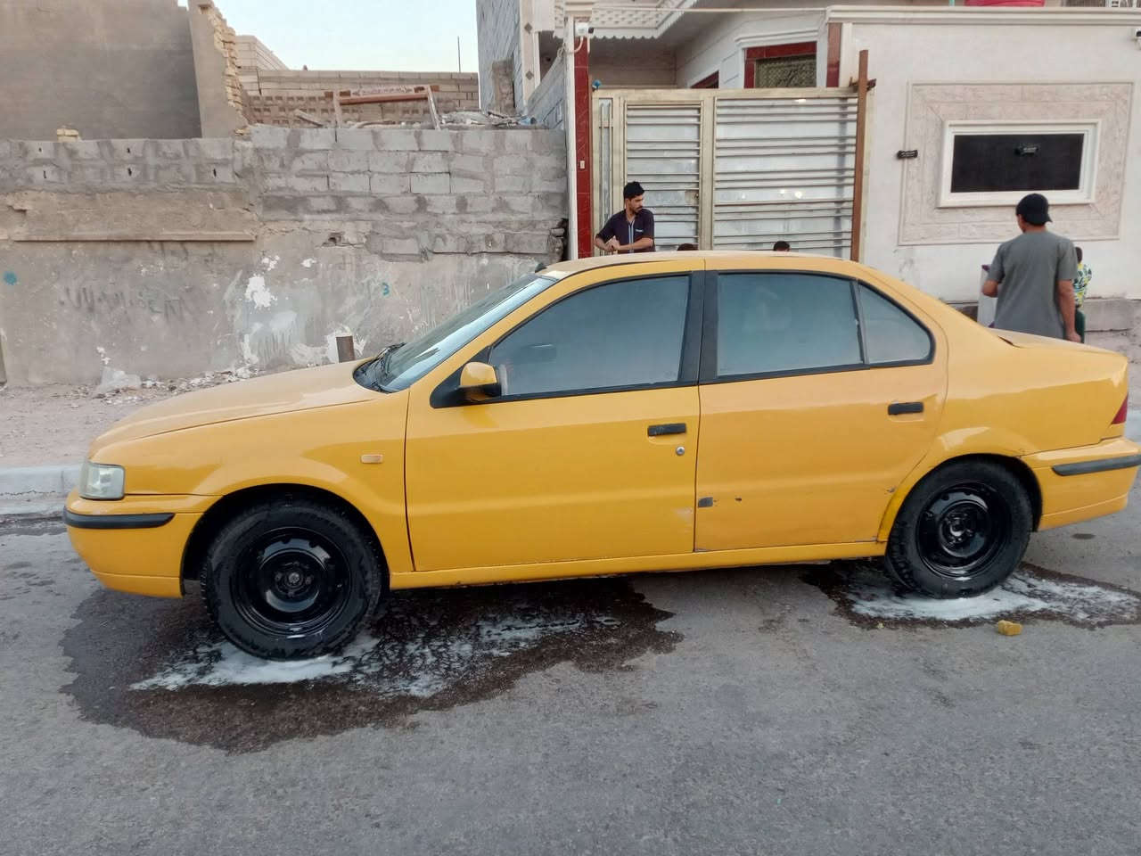 يالله سلام عليكم سيار سمند البيع فقط كير مكينه بيكاجو تماتيك جديده تبريد ثلج❄️ كهربائيات  كله شقاله رعيه موجود يريد تحويل موديل 2012سنويه منهي 25مكان البصرة زبير سعر خاص رقم هاتف ***********

