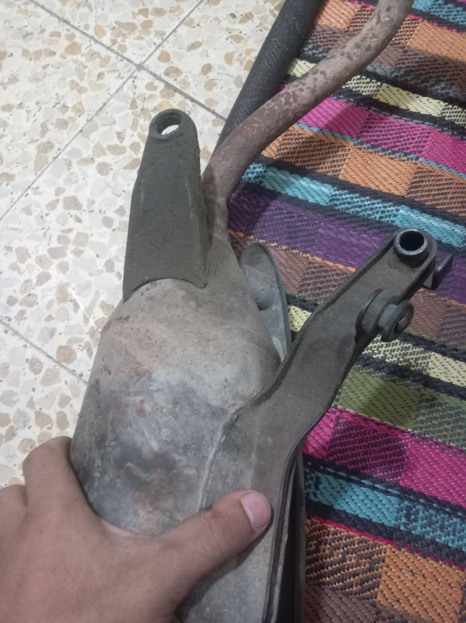 للبيع نضيف كلش مابي قطره لحيم
السعر ٣٥

العنوان بغداد الصالحيه

***********
