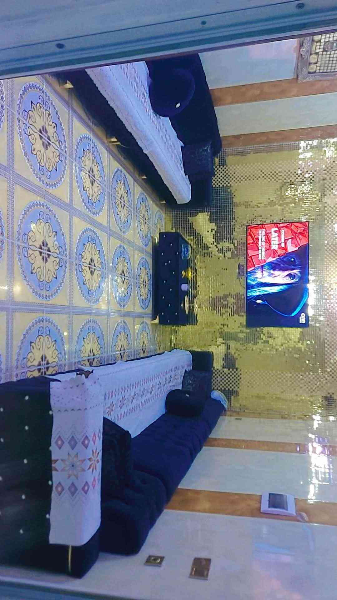سلام علیکم خانوویەکی خۆش روبەری180مترە و دووقاتە لەگەل سەرەوە یەک خەلیتەیە و یەک شتە بۆزانیاری زیاتر نامە بنێرن یان تەلەفون کەن نرخەکەی زۆر هەرزانە❤️ رقم تەلەفون:*********** كركوك, العراق
