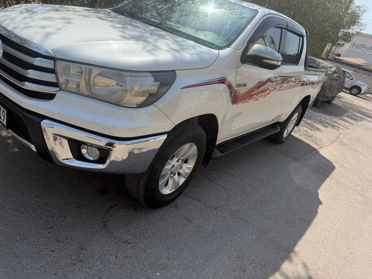🚘 للبيع | تويوتا هايلوكس 2020 🚘
السلام عليكم،

تويوتا هايلوكس موديل 2020
✅ دبل (4WD)
✅ مكفولة من الصبغ والبرد
✅ بحالة ممتازة، ولا توجد أي ملاحظات عدا شخوط 
 مشخطيهه خباثه

💰 السعر: 250 وبي مجال

📞 للاستفسار ***********
