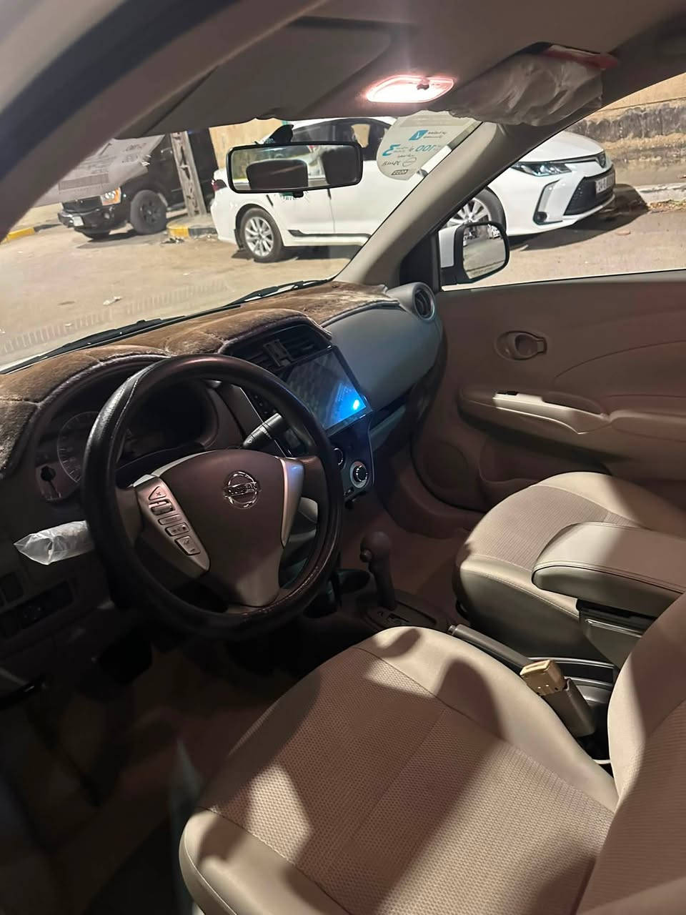 السلام عليكم 
ُنيسان صني هندي 2025
رقم أربيل حاضر وكاله أو  تحويل
 السياره كفاله عامه حته دعاميات جديده 
أضافه ًمفروشه جلد + زنون + كمالايات
للاستفسار : ‭***********
الشراي يتصل غير متواجد على فيس
