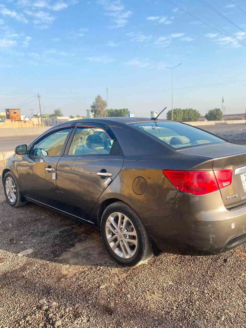 السلام عليكم كيا فورتي تحويل ثاني يوم  موديل 12 وارد امريكي محرك 2000دوش كير ايتي كير ومحرك وتبريد مكفول حادثها جاملغ وبنيد بيها جراد البنيد سونارها موجود السعر 87 مكاني بغداد
***********
