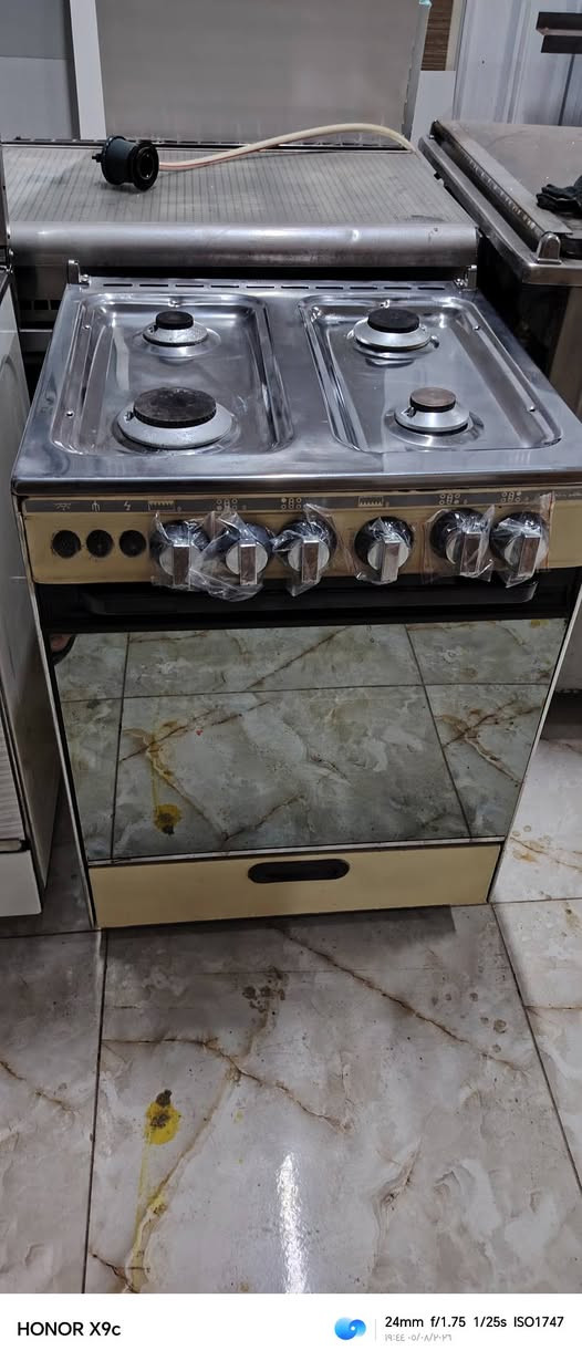 سلام عليكم يتوفر طباخات 4عين شرط الفحص
الابيض سعر150بي مجال 

الاصفر 130بي مجال 

عنوان بعقوبة الرحمة قرب افران دبي 

للتواصل *********** 

يوجد توصيل بكروة 🛻

